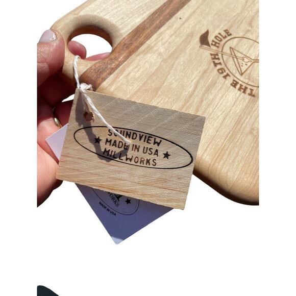 NWT Cutting Board Barware-Soundview Millworks "The 19th Hole" Martini Engraving - Picture 5 of 11